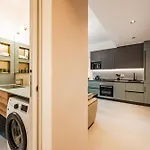 Charming Modern Near The Heart Of * ミラノ