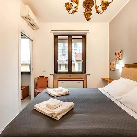 Apartment Charming Modern Near The Heart Of Milan