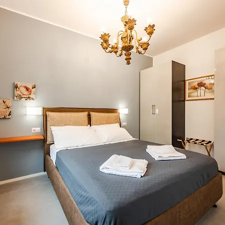 Charming Modern Near The Heart Of Apartment *
