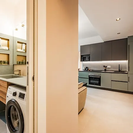 Charming Modern Near The Heart Of * Milan